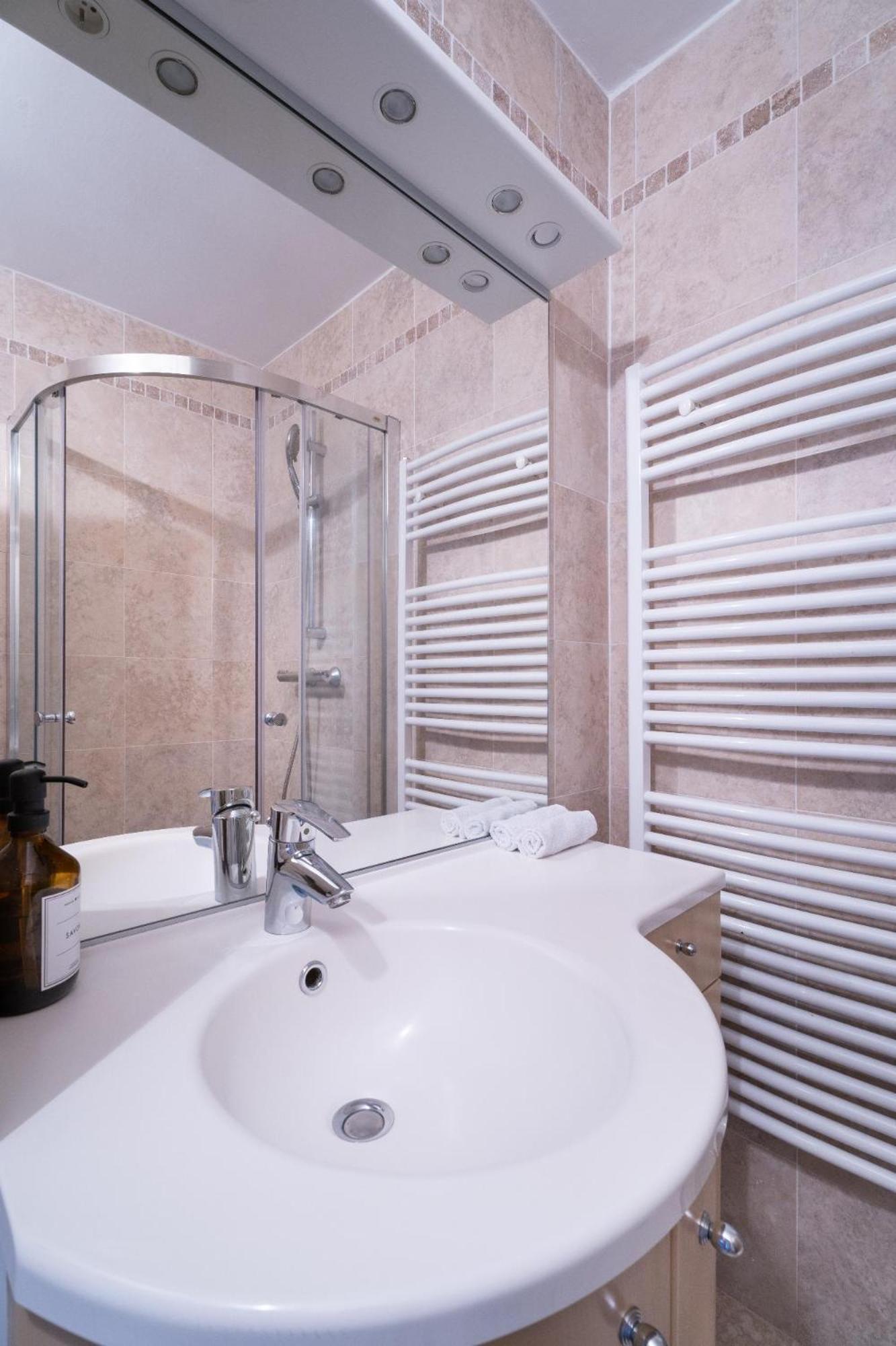 La Petite Venise Apartment Grimaud Ngoại thất bức ảnh